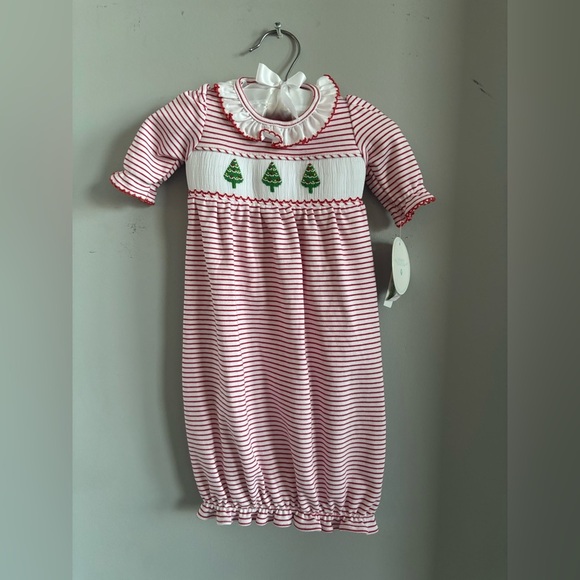 Edgehill Collection Other - NWT Edgehill Collection infant smocked christmas Striped Kids gown